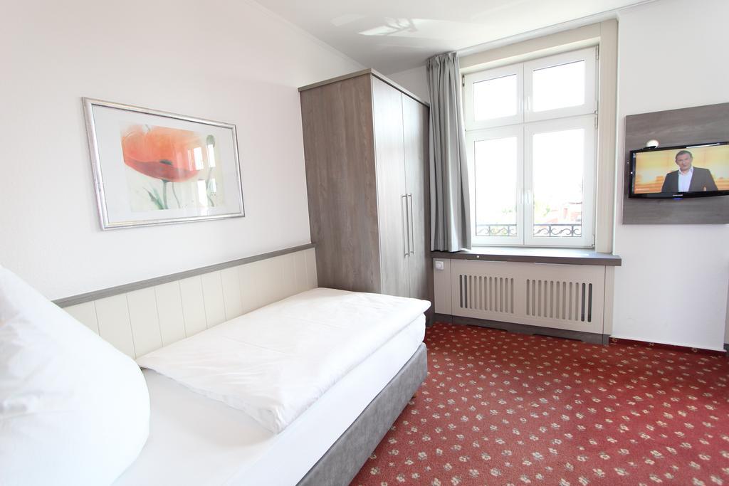 Hotel Thormaehlen Bliestorf الغرفة الصورة
