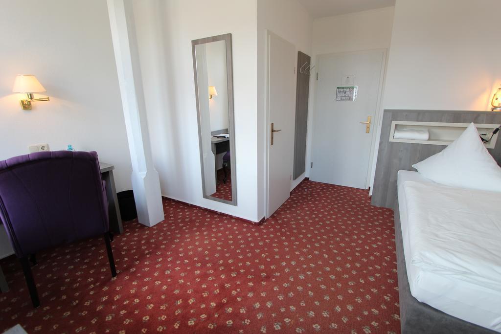 Hotel Thormaehlen Bliestorf الغرفة الصورة